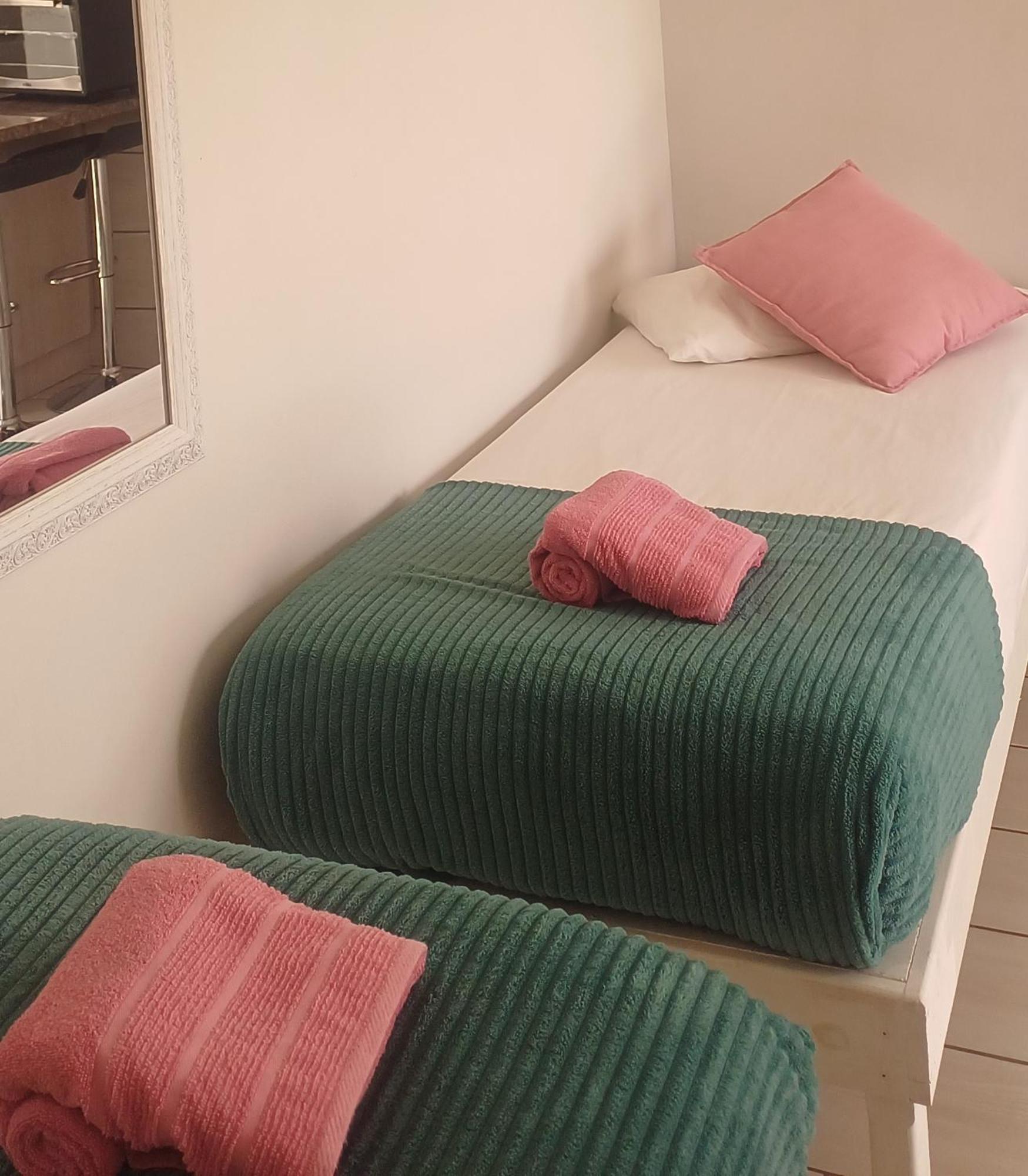 Ceelee'S Place Bloemfontein Eksteriør bilde