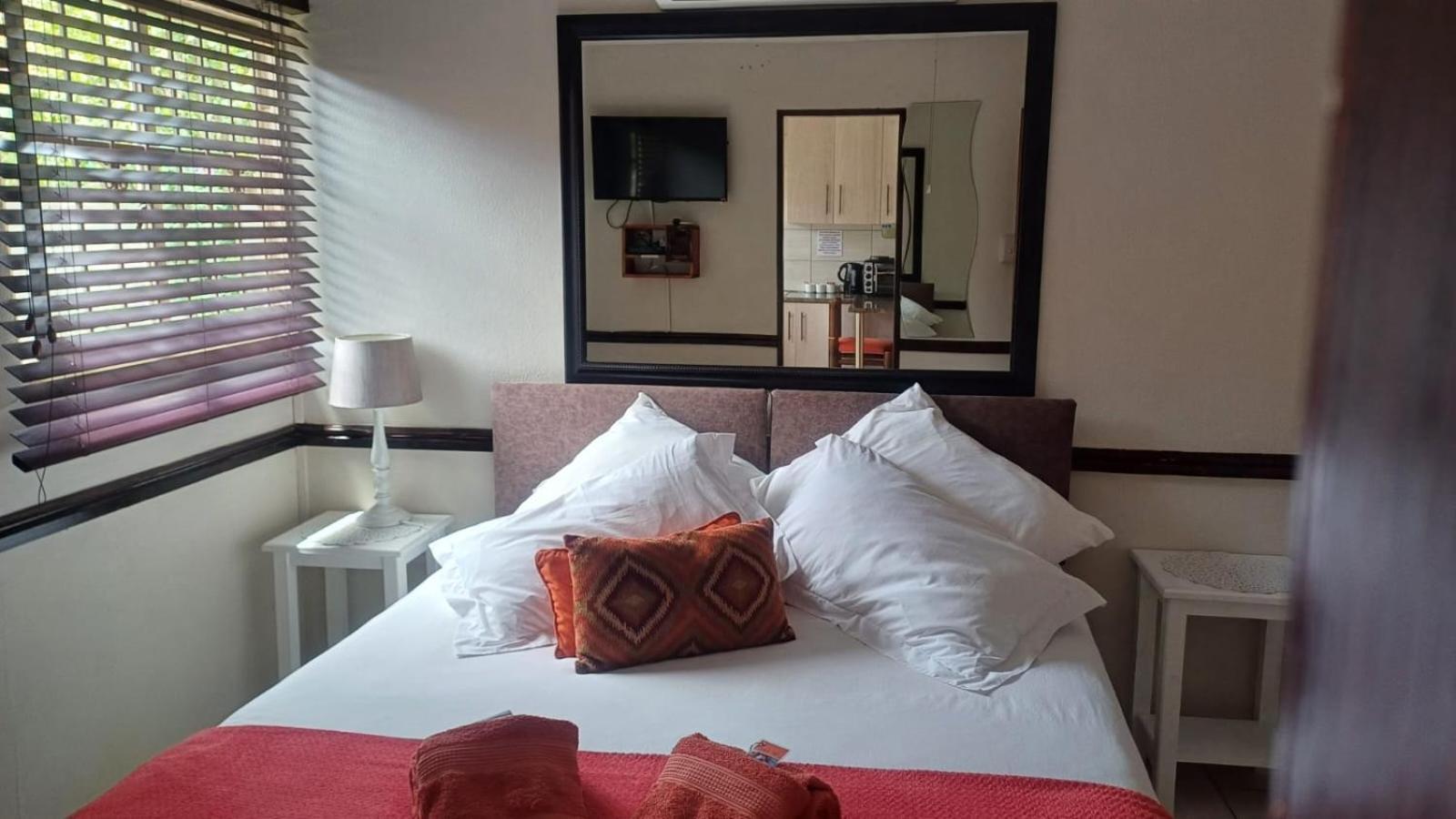 Ceelee'S Place Bloemfontein Eksteriør bilde