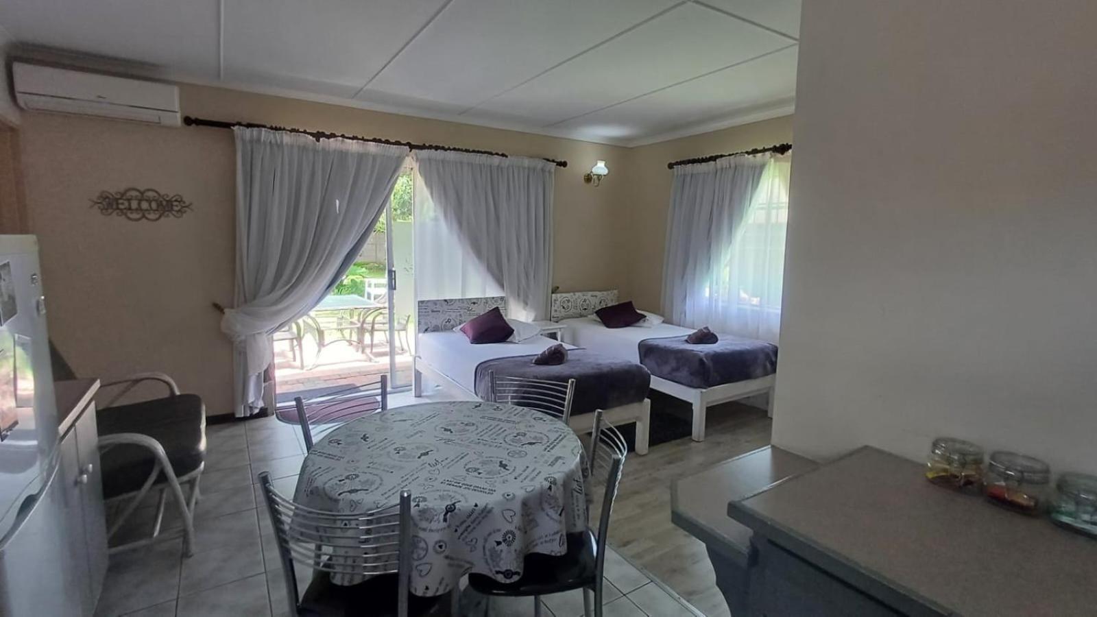 Ceelee'S Place Bloemfontein Eksteriør bilde